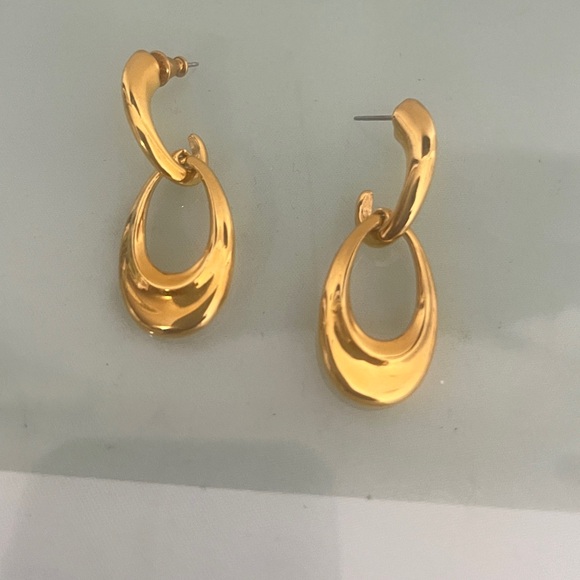 Vintage Designer Double Oval Dangling Earrings. Gold - Picture 3 of 4